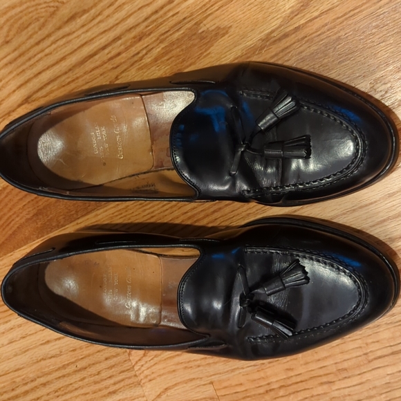 Men's Fine Leather Tassel Loafer - Picture 1 of 8